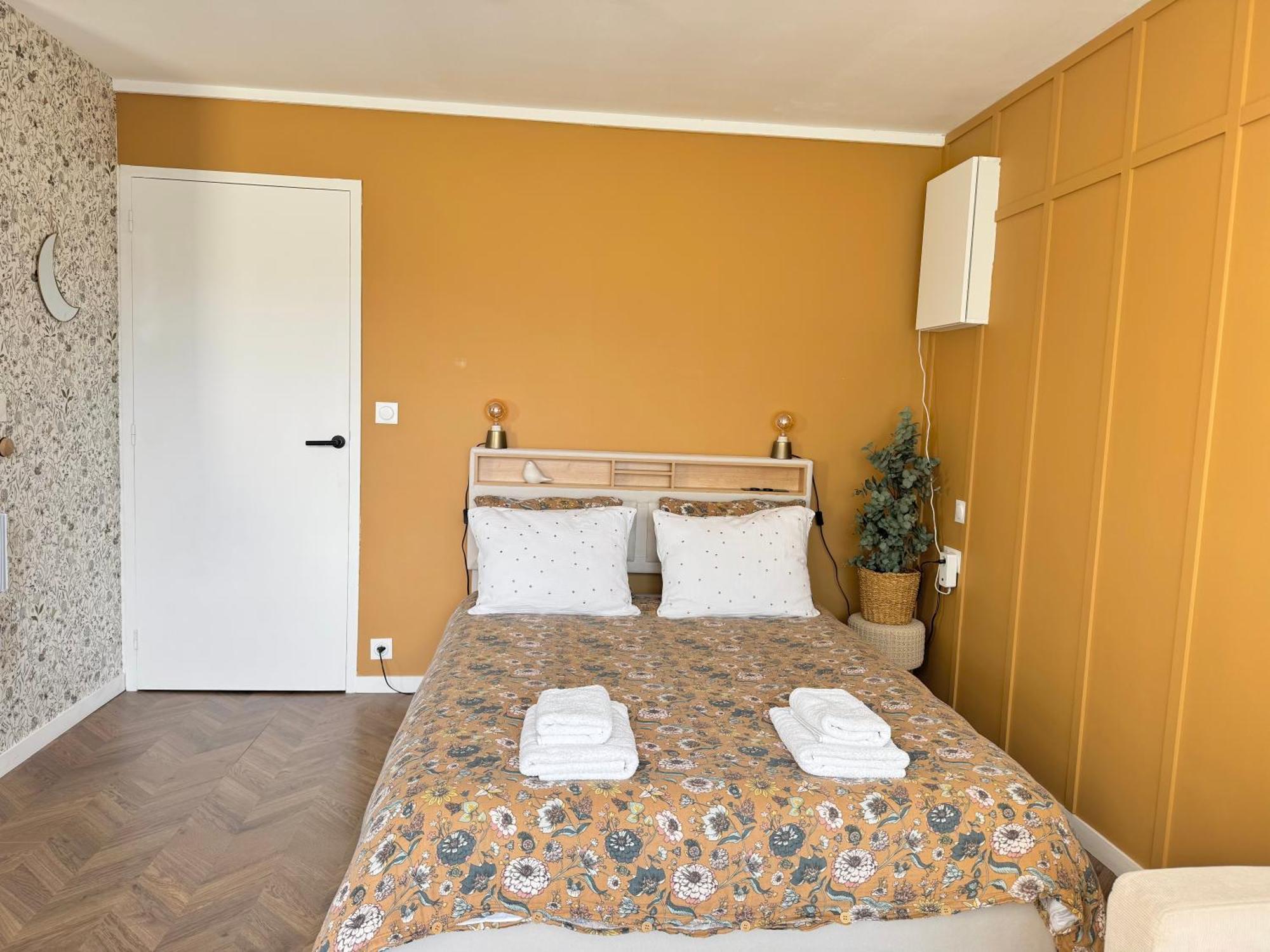 Studio La Petite Oasis- Ideal Couple - Calme - Balcon Sud - Lumineux - 10Min Du Centre & Plage - Proche Centre Juno Beach - Wifi Courseulles-sur-Mer Eksteriør bilde