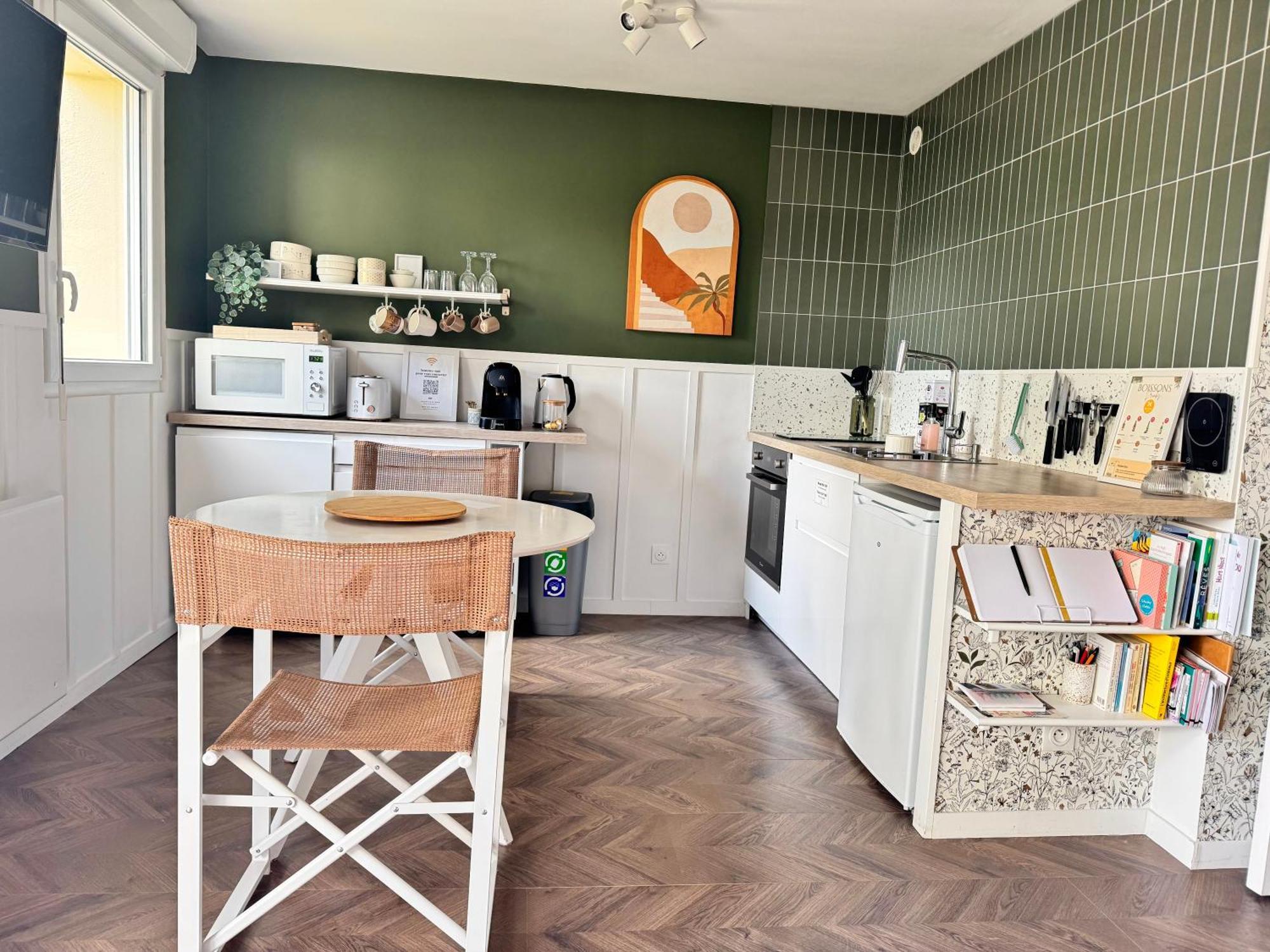 Studio La Petite Oasis- Ideal Couple - Calme - Balcon Sud - Lumineux - 10Min Du Centre & Plage - Proche Centre Juno Beach - Wifi Courseulles-sur-Mer Eksteriør bilde